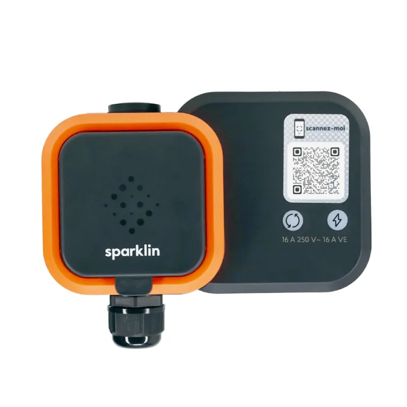 Prise renforcée connectée 16A 3,7 kW Sparklin